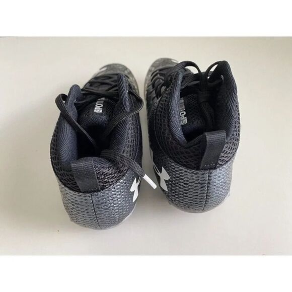 Men's Sz 10 Under Armour Spotlight UA Football Cleats Black 3023963-001 NEW - Picture 4 of 8